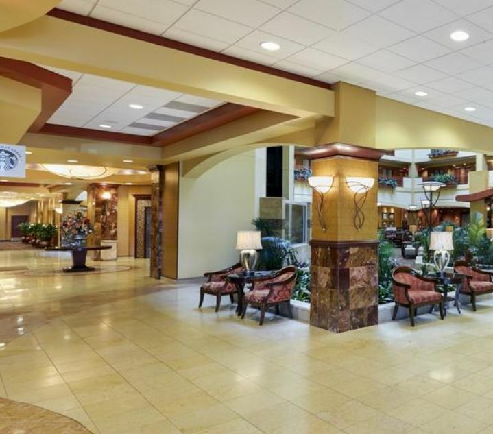 Embassy Suites By Hilton Hampton Convention Center Exterior foto